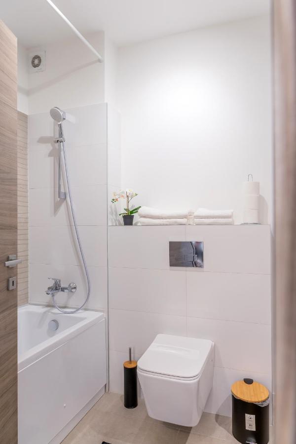 Atlas Unirii: Upscale Flats In The Heart Of Bucharest! Kültér fotó